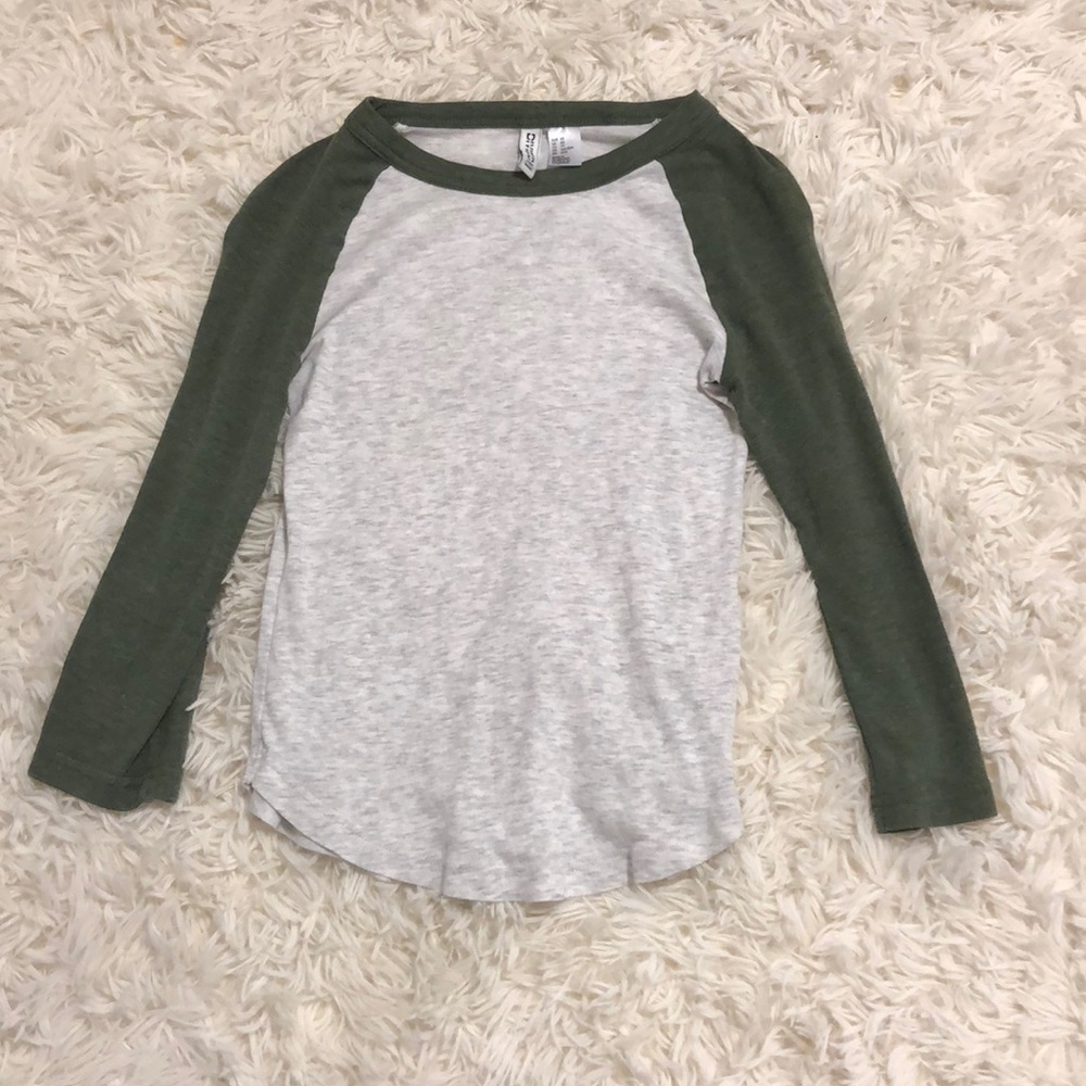 Baseball tee